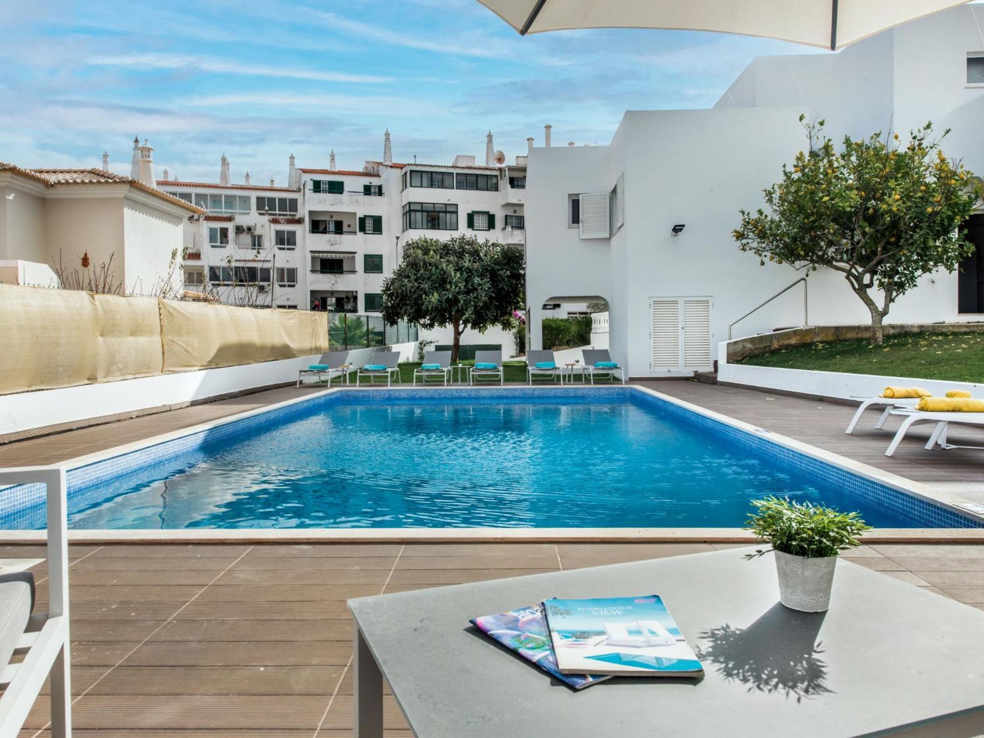 Lima By Interhome *